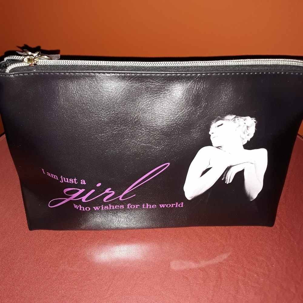 Makeup Bag - Picture 2 of 3
